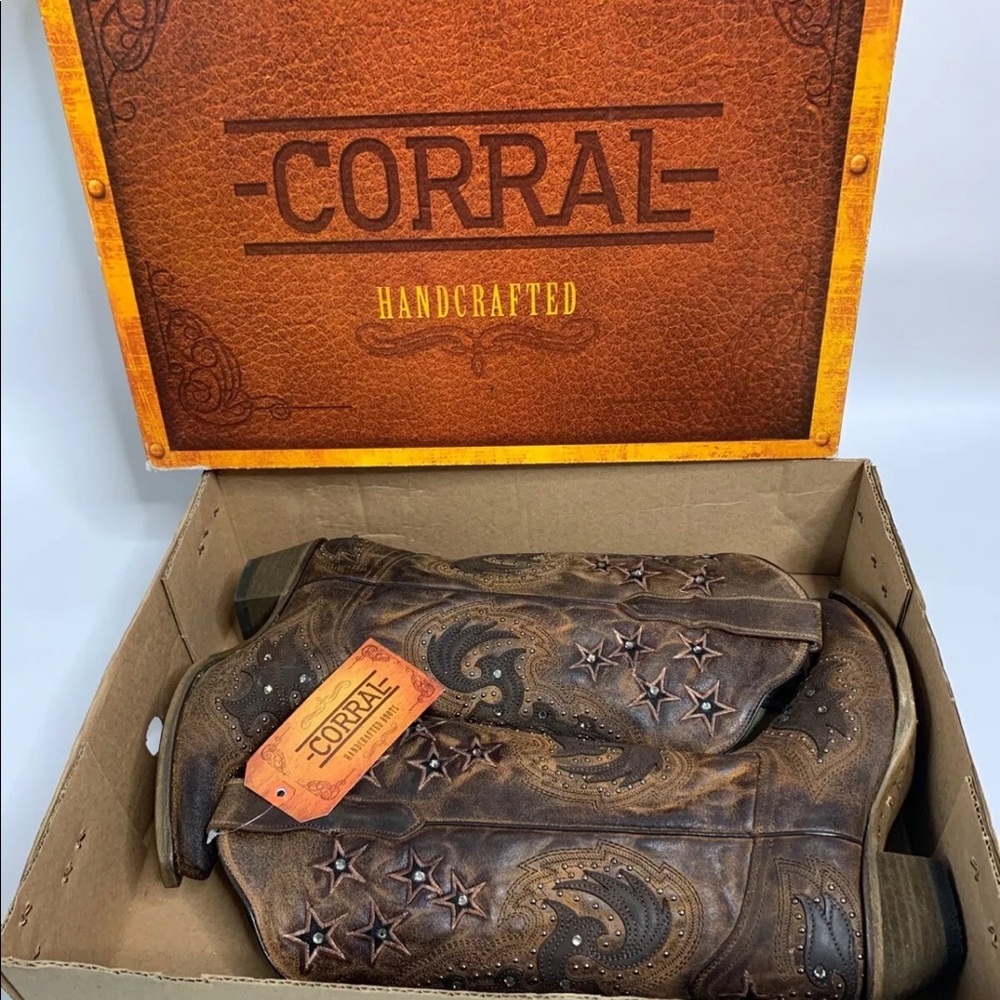 New in box Corral Boots
